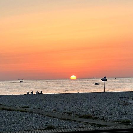 Appartement Agreable Et Confortable Pour 4 Personnes Le Havre Exterior foto